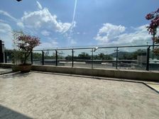 君临海域别墅 上下6层 带露天花园 室内影音厅 车位4台