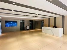 上地硅谷亮城1400平大面积,精装修落地窗 采光好交通便利