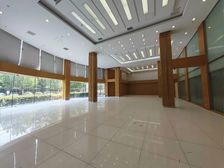 一层位置层高7米面积588平米独立门头临地铁