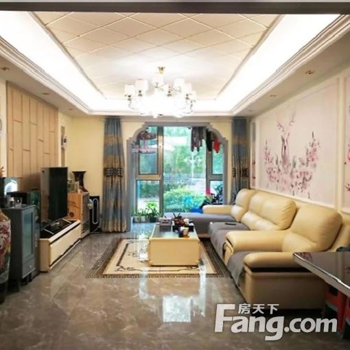 顺义15号线地铁站 停车方便 精装修 低楼层