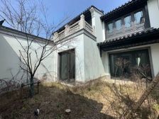 ( 独门独院 地下室挑高5米8 中式园林风临近地铁口)