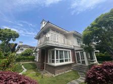业主降价了 夏都小镇内的美式独栋 位置安静 诚意卖