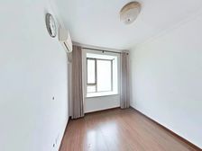 东方城市华庭 交通便利 装修好 南北通透 产权清晰 临地铁