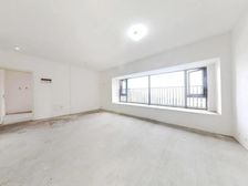 中阶费5000 戛纳湾金棕榈 近地铁站 清水套三 中间楼层