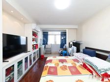 新上 预装电梯 边套全明户型 精装修 拎包入住 可用