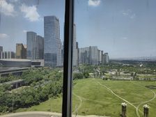 急售 环球中心东区朝外 单价仅7000 空置可自用 产权干净