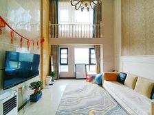 贾鲁河畔 300临河顶楼大复试 带南北两个露台 电梯洋房