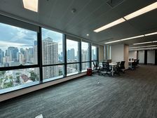 4号14号线地铁上建 业主直租裕景国际广场 251平性价比高