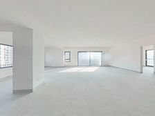 和奚梦瑶做邻居!670平顶楼复式!适合3代同堂居住!视野好!