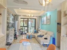 地铁口 大三房 交通便利