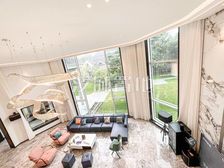 碧水庄园3期 1800装修 带电梯 泳池 院2500 6间卧