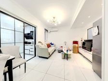 双南双天井 带垫高 一梯两户 精装修 南北通透 带产权车位