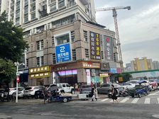 业主亏本急售 罗湖转角小街铺 卖价:75万各付 带租2500