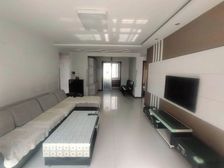 绿地世纪城 三室 急售 价格低 123万 的看过来 !!