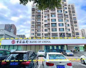 岳各庄独栋、单价2万、银行租户、有燃气车位、长期稳定租户可谈