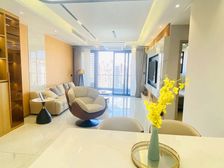 带装修质保的精装大三房 带全屋家电诚售 随时看房 价格可谈