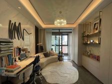 苏河湾旁丨次新高品质小区丨出则繁华丨入则宁静丨豪华装修送车位