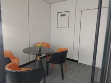 知春路 中航科技大厦 整层375平米 3.8元后一套清盘