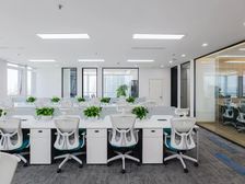 团结湖商圈 中青大厦 精装修带家具 高区正对电梯 特价出租