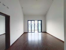 (急售)洋房通透四居室,有车位,地下室,业主诚心