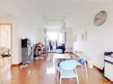 满五一顶复带阁楼视野好带附属车位