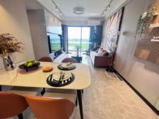 保利爱乐小镇 89平3居 东南向精装修 着急出售 首期6万