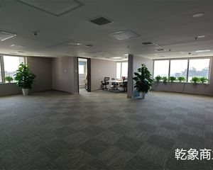 交通商圈 融汇国际大厦 1800平 单价3万 高层