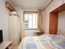 房东置急售 红旗老外 中营街1楼带院子 阳光好交通便利 价底