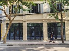 重餐饮.月租5.2万.外沿街.静安寺.地铁口.南京西路