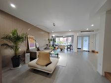 新上!!!复式 采光无敌 精装修 带产权车位 业主急售