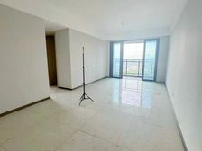 时代领峰三房两厅两卫南向 精装修