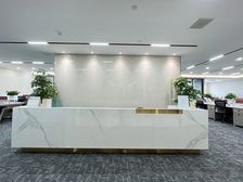 立丰城地铁口!全新装修!地铁口!439平!5加40工位!含税