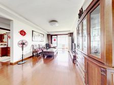 虹口四川北路商业街 地铁口 新出电梯中区两房 房东砸盘