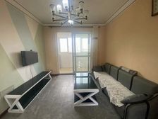 南北通双阳台 地铁口两房 电梯中层两梯三户 看房随时