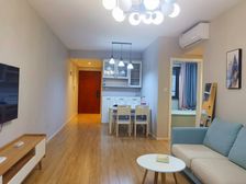 凯德都会新峰 商品住宅 中间楼层采光好 次新房 临地铁。