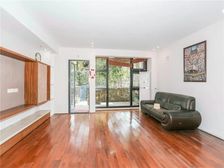 曹路 环境好 满五 南北通透 近地铁 出行方便 装修好