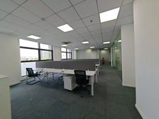 精装修 带家具 功能间齐全 免租期长 配套齐全