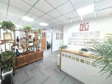 上地地铁站,办公接待,现成装修,停车充足,配套齐全,环境好