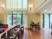 独栋别墅 439.22平5居 东向精装修 安静不临街