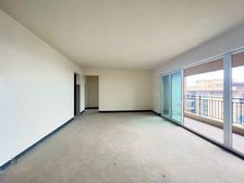 蓝光公园华府 满二 商业配套成熟 次新房 带电梯