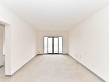 新上凤凰熙岸花园2期3室2厅2卫,看房方便有钥匙,诚心出售