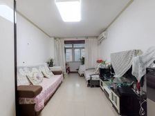 地铁繁华位置,中楼层,低于市场价,2室1厅 49.61平