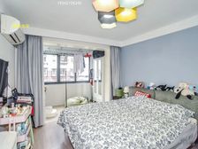 金莲坊 70.61平2居 南北向精装修 安静不临街