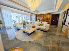 美的旁融创九樾新寨站地铁口米大横厅全新精装修未住