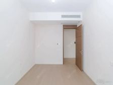 新出琅越龙洲 二实小未用 血亏好几十 着急出掉 随时看房