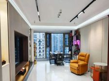 云山熹景 诚心出售 价格可谈 送车位送家私家电 包税 南向