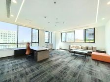 双地铁口 全新装修 独立整层 随时可看 国企直租