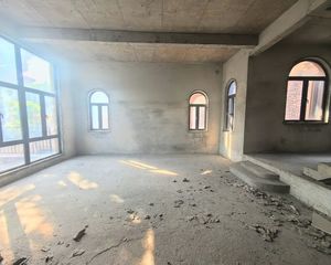 江畔豪庭 5室2厅 378.79平
