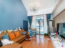 婚房装修,书包未有,南北通透,看中好谈,花园位置,户型正气