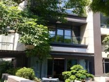 笋:千灯湖核心商圈千灯墅全新装修,小区位置安静,带四个车位